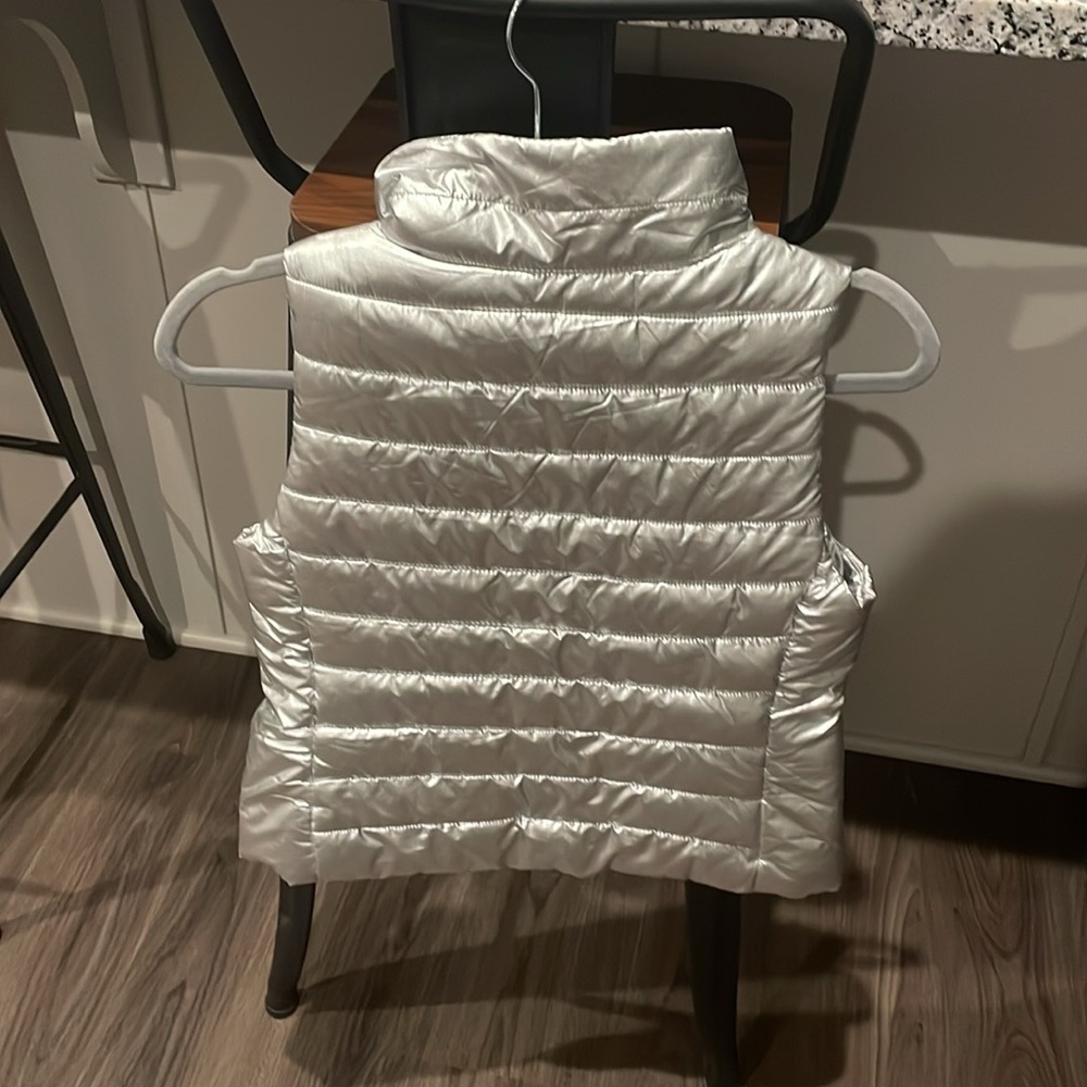 Live Love Dream Silver Vest - Size Small - Picture 4 of 5